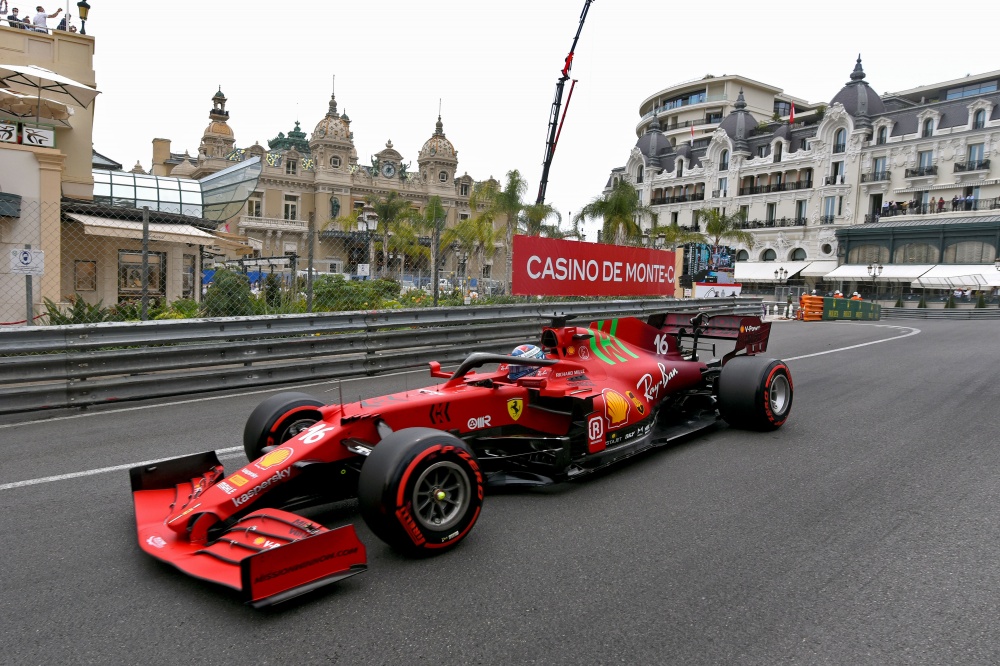 21043-scuderia-ferrari-monaco-gp-saturday