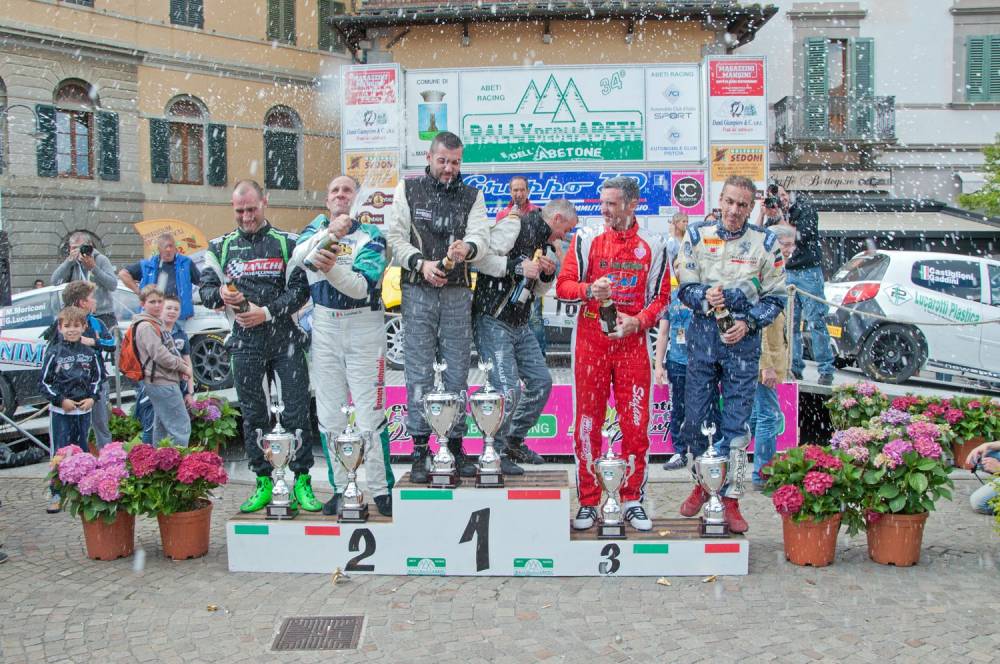 ARRIVO ABETI 2016 - FOTO SIMONELLI