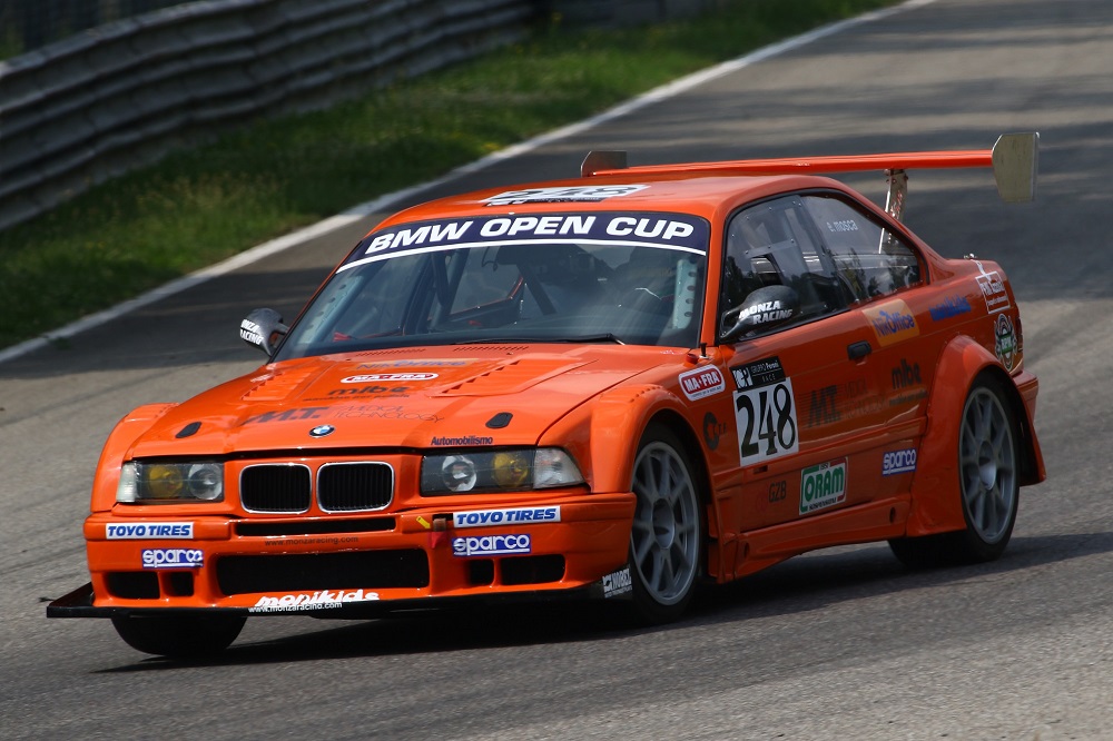BMW M3 3.2 Monza Racing