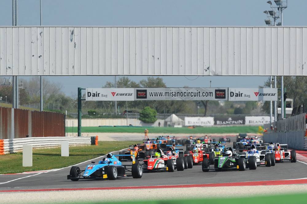 F4 Championship - Start