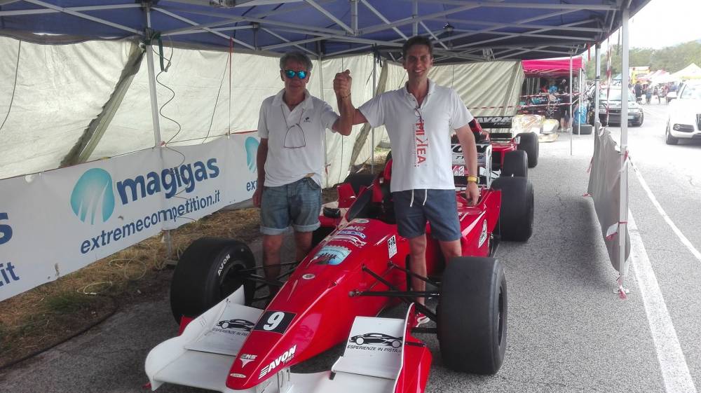 Francesco Michea Carini F3000 paddock Popoli