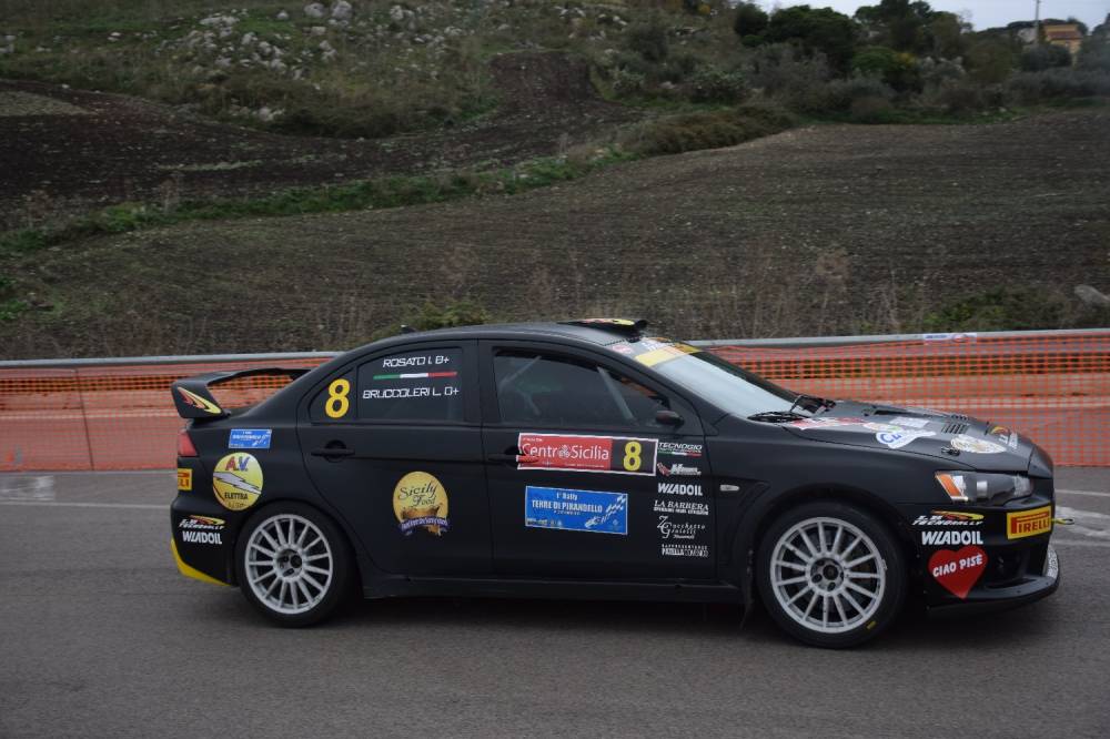 Luigi Bruccoleri Ivan Rosato in azione su Mitsubishi Evo X