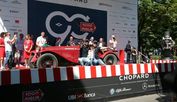 arrivo mille miglia brescia