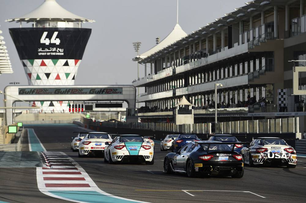 Race 2_Abu Dhabi_Start